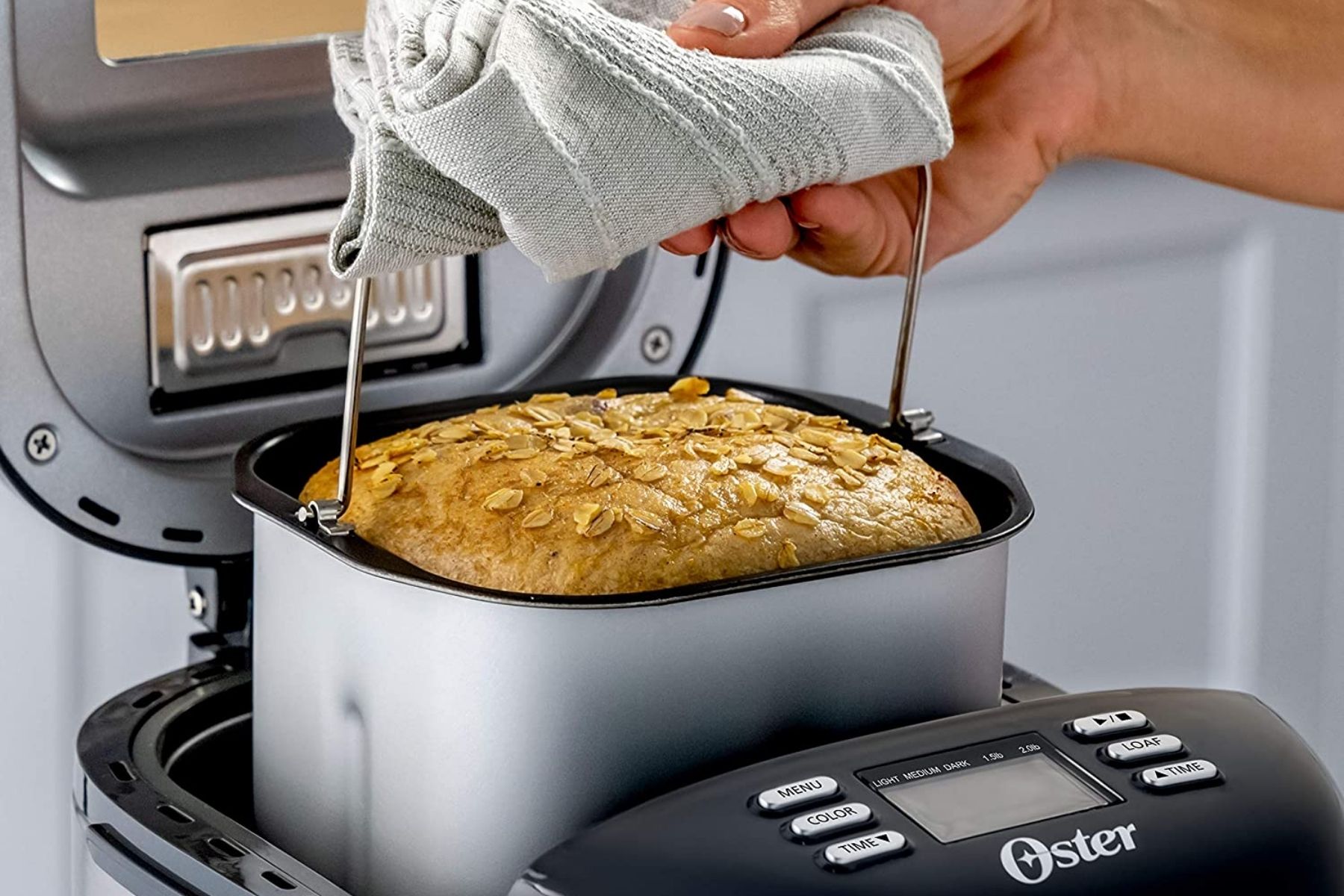 The Ultimate Guide to Your Bread Maker: From Basics to Brilliant Bakes