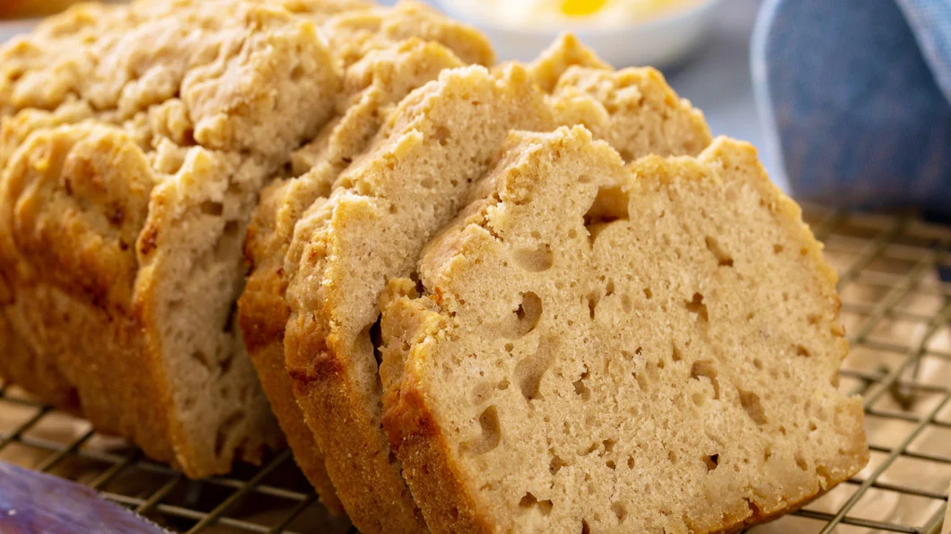 The Cuisinart CBK-200: Your Guide to Perfect Homemade Bread